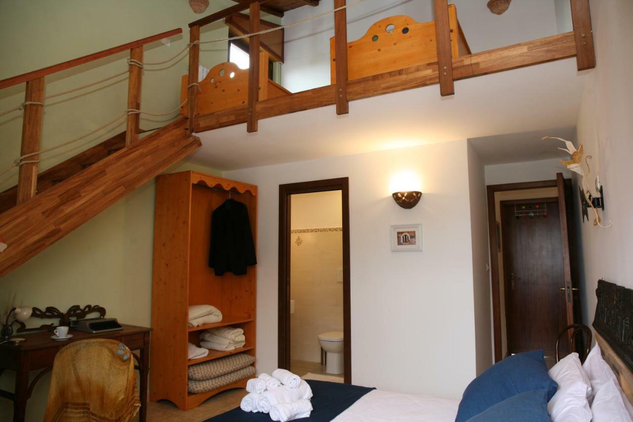 Route 114 Appartement Acireale Buitenkant foto