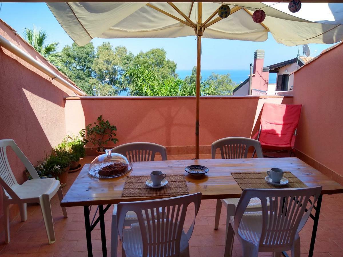 Route 114 Appartement Acireale Buitenkant foto