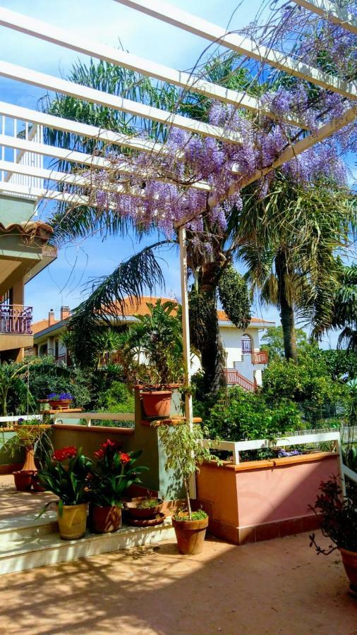 Route 114 Appartement Acireale Buitenkant foto